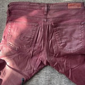 AG Jeans: The Legging Ankle coated. Size 26R.